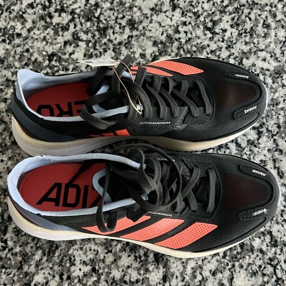 NWT Adidas Adiozero Boston 11 women’s running shoes - Picture 6 of 7